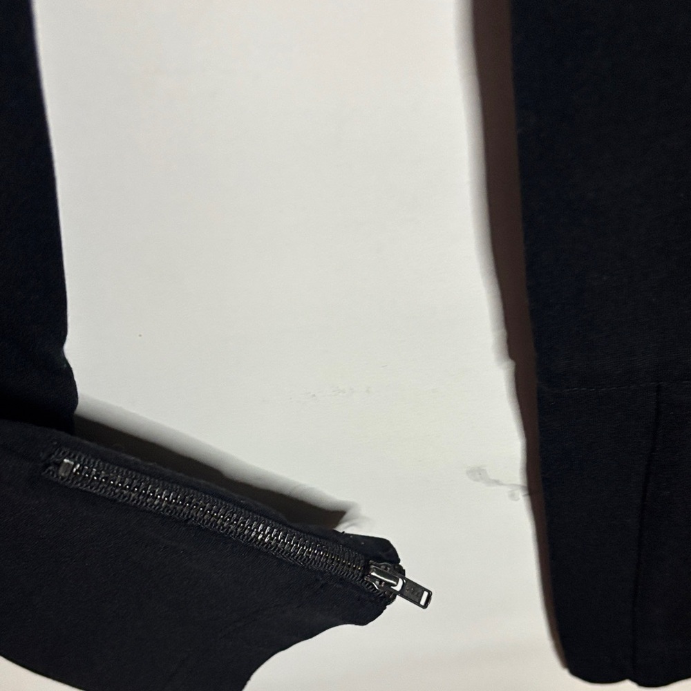 Strecthy Black Jeans ( Box#3) - Picture 3 of 4